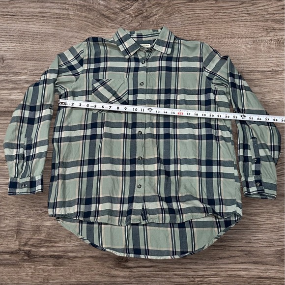 Magellan Outdoors Shirt Womens XL Navy Aqua Plaid Boyfriend Fit Willow‎ Creek - Picture 4 of 16